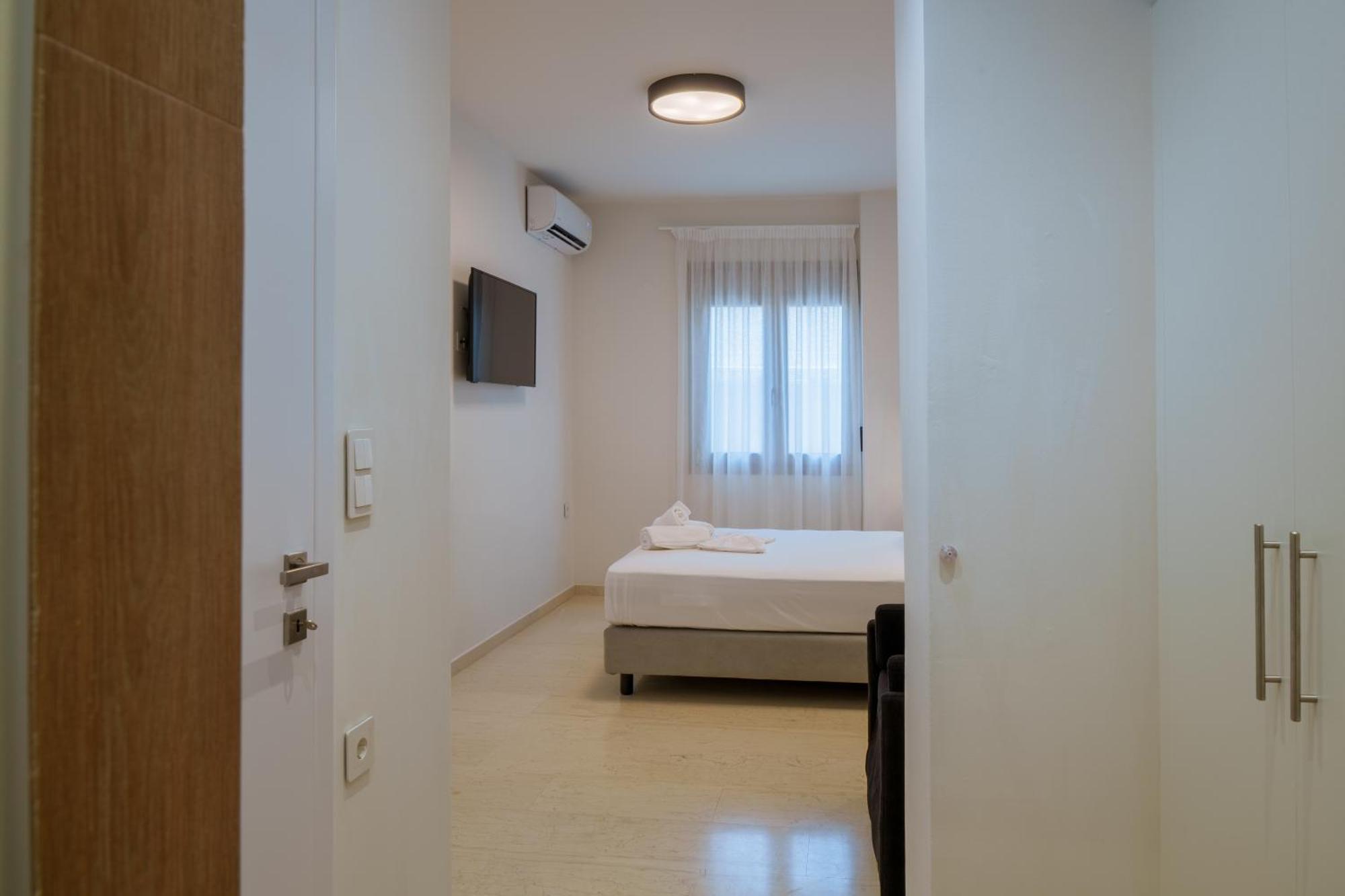 Notos Boutique Apartments Heraklion  Екстер'єр фото